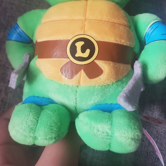 Ninja turtle stuffie - Picture 4 of 4